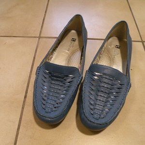 White mountain blue loafers/ flats